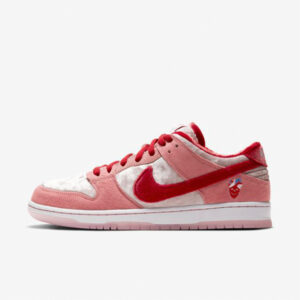 SB Dunk Low Strangelove SB Dunk Low Strangelove