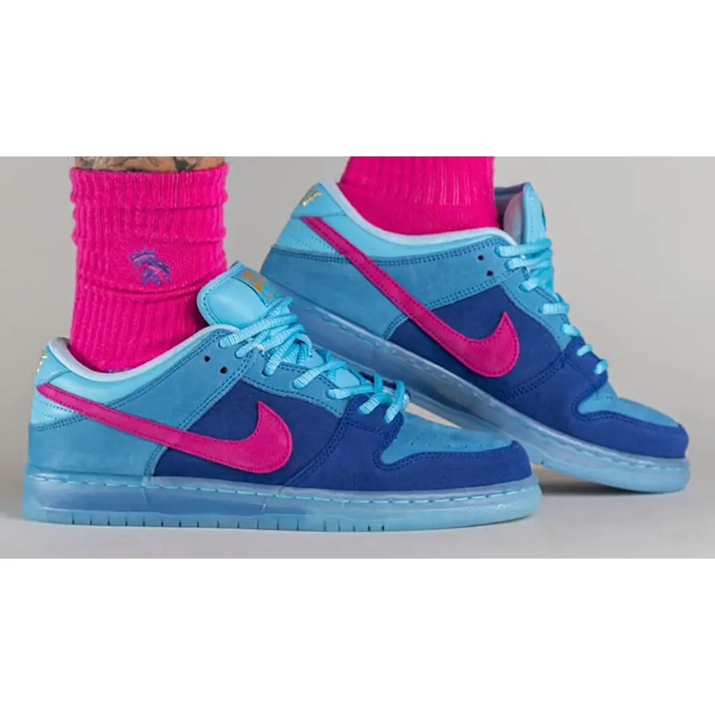 Run The Jewels x Nike SB Dunk Low Blue Pink Run The Jewels x Nike SB Dunk Low Blue Pink