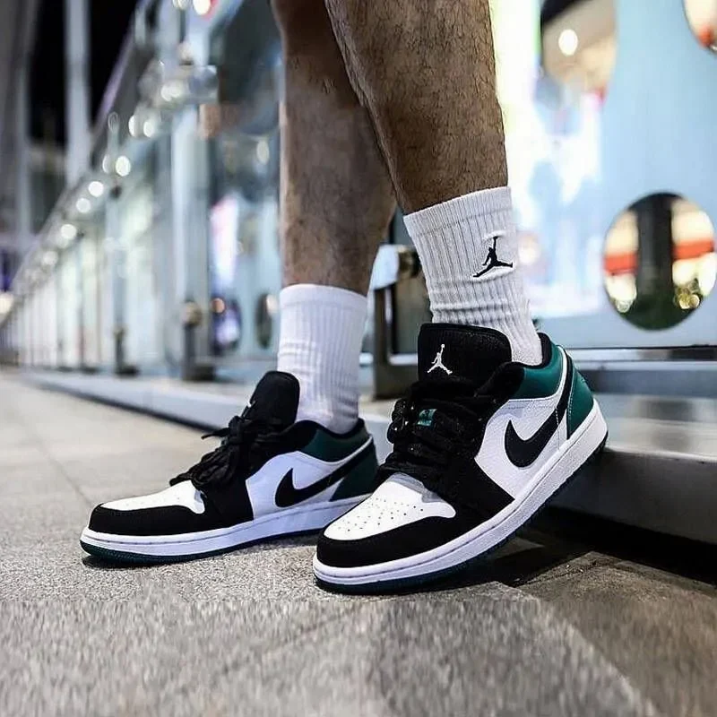 Air Jordan 1 Low ‘Mystic Green’ Air Jordan 1 Low ‘Mystic Green’