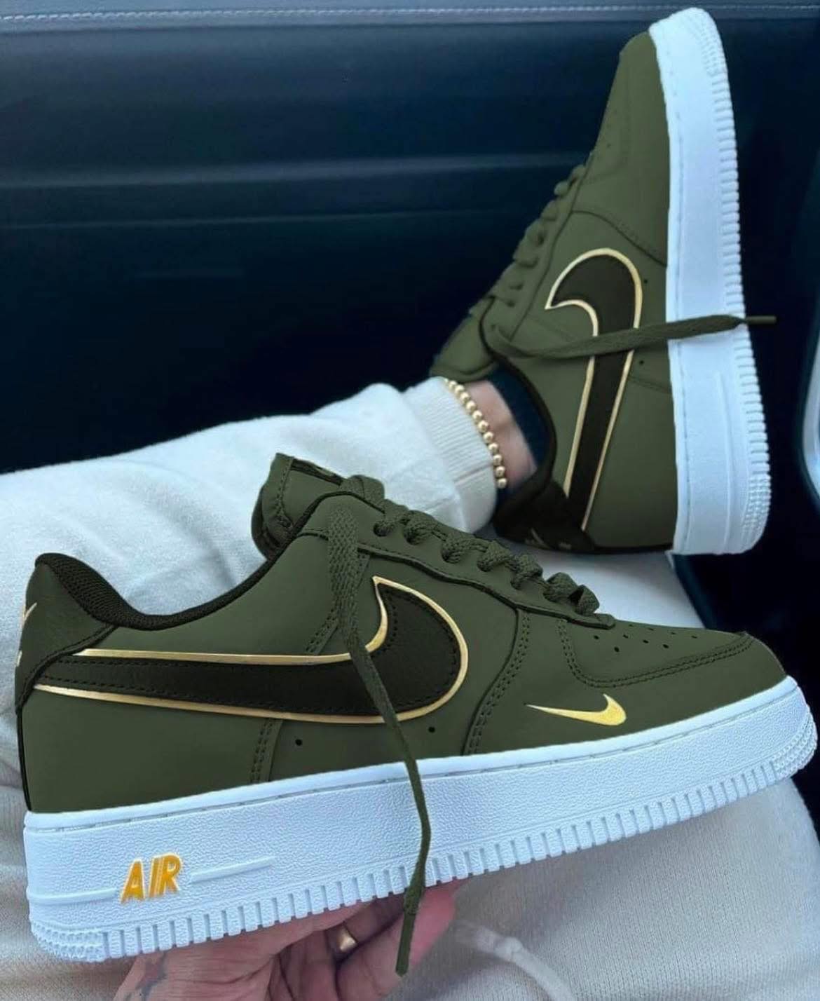 Air Force 1 ’07 LV8 ‘Metallic Swoosh Pack – Oil Green Air Force 1 ’07 LV8 ‘Metallic Swoosh Pack – Oil Green